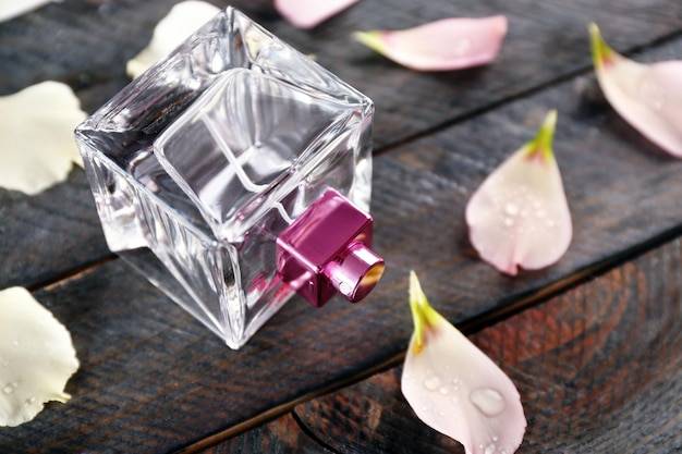 Jak powstają kultowe marki perfum?