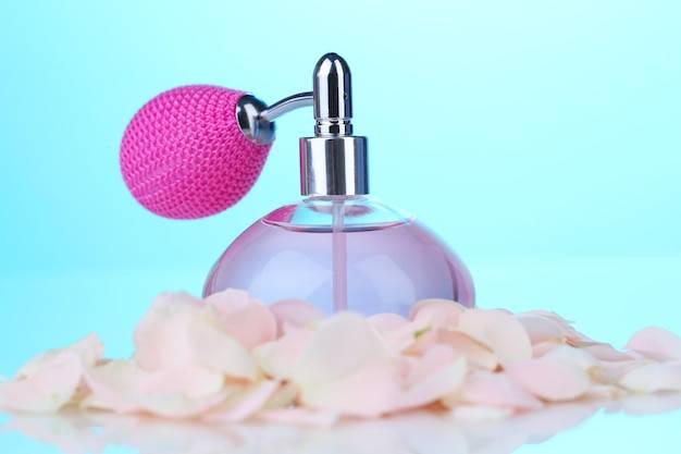 Jak zapach perfum wpływa na nasze samopoczucie?