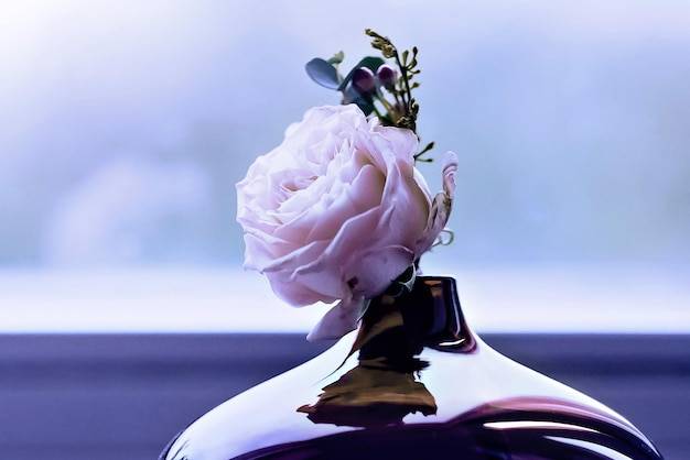 Jakie wrażenia pozostawia zapach Tresor Midnight Rose Lancome?