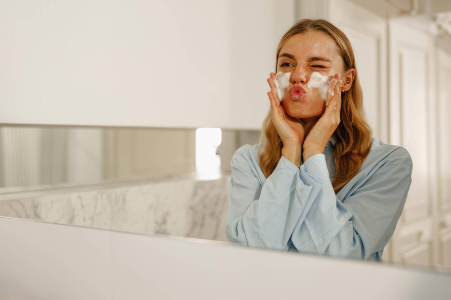 Avene Cleanance Hydra jak stosować przy cerze wrażliwej?